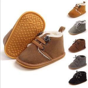 Baby shoes (flexible)